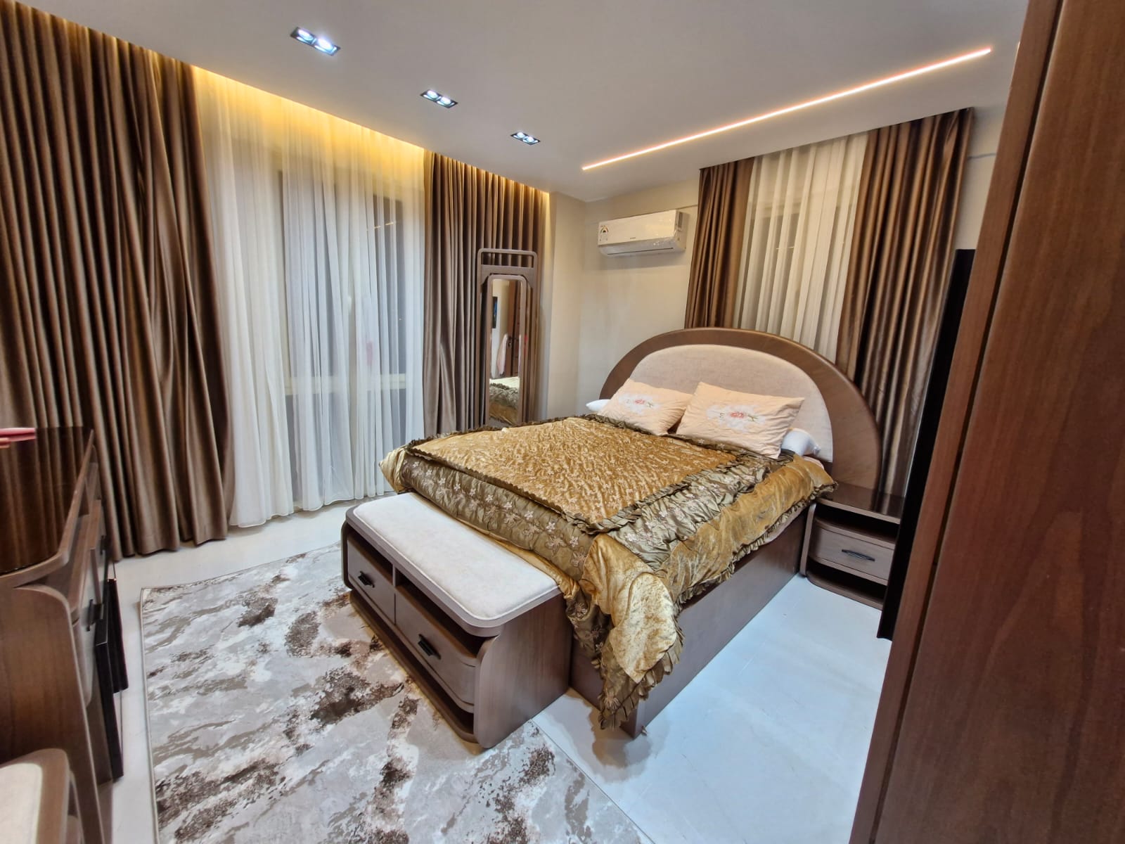 Fully furnished apartment in Dreamland image 2