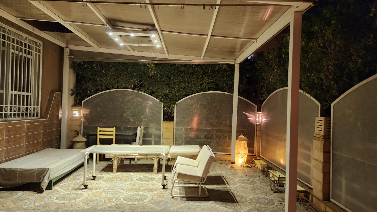 Apartment with garden for rent image 5