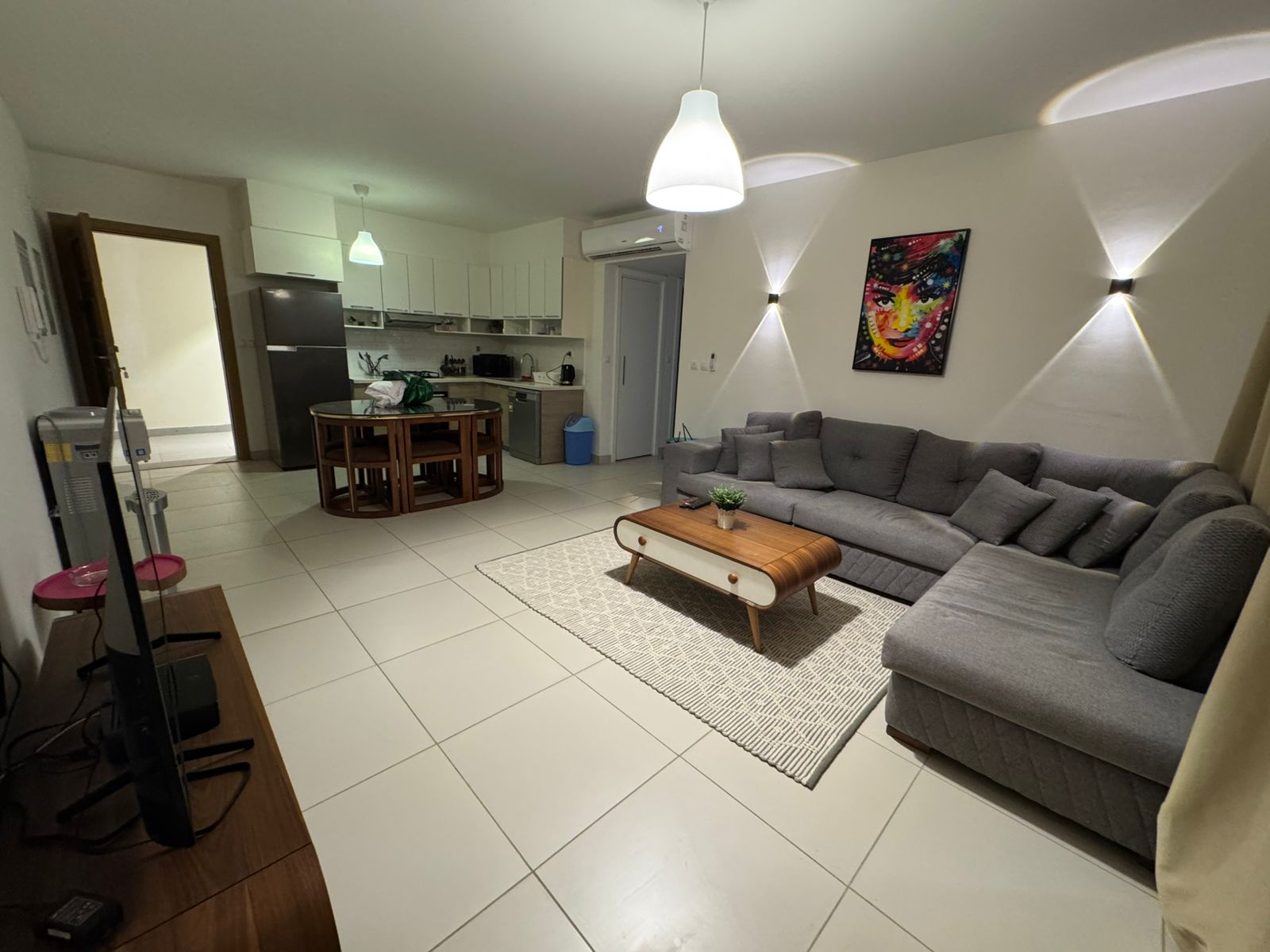 A distinctive Sea View Villa in Amwaj Village image 10